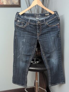 Silver Jeans Aiko Capris Dark Denim